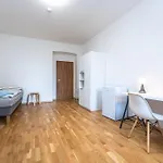 Holandska 36 Lägenhet