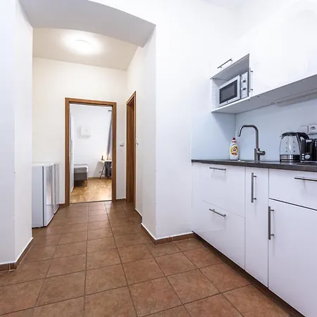 Holandska 36 Appartement *