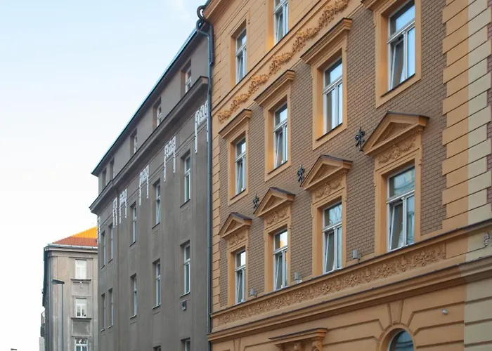 Holandska 36 Prague